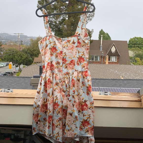 Cider Dress/flower print - Picture 2 of 3